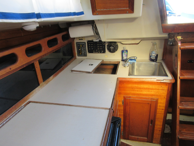 1974 Ericson 35-2