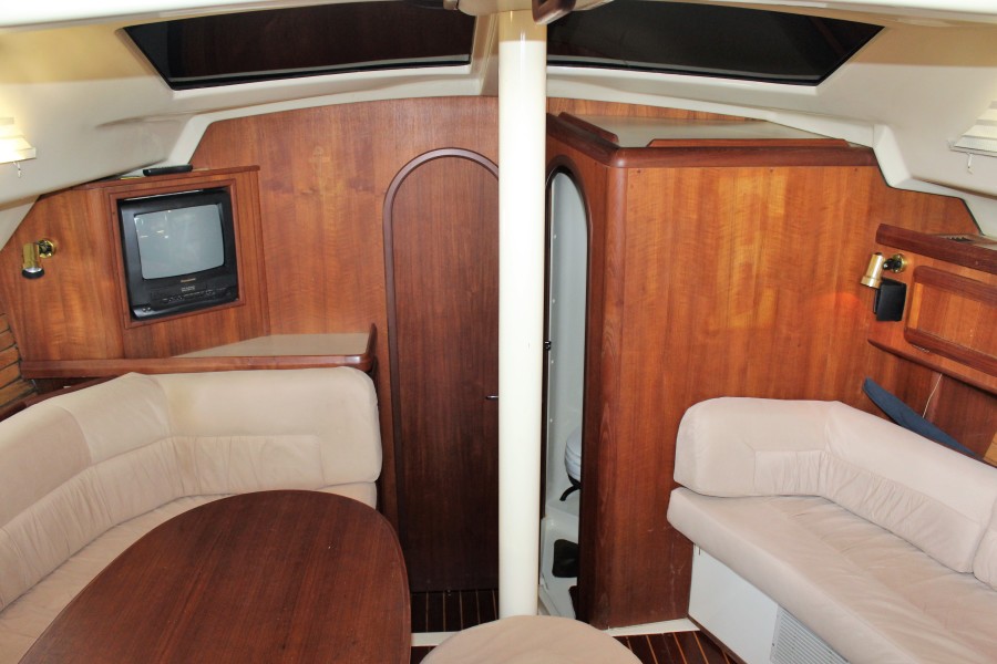 1993 Hunter