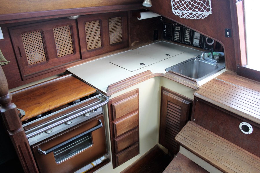 1982 Islander