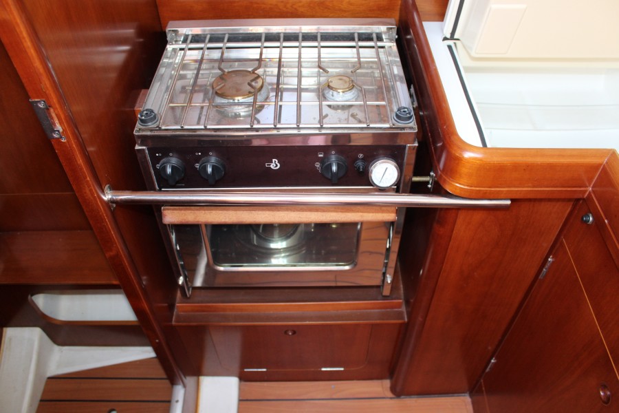 2005 Beneteau 36.7