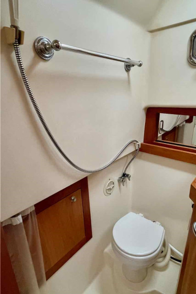 2004 Mainship 34