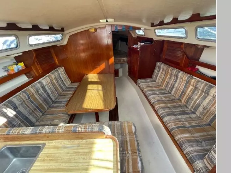 1984 Catalina C-30