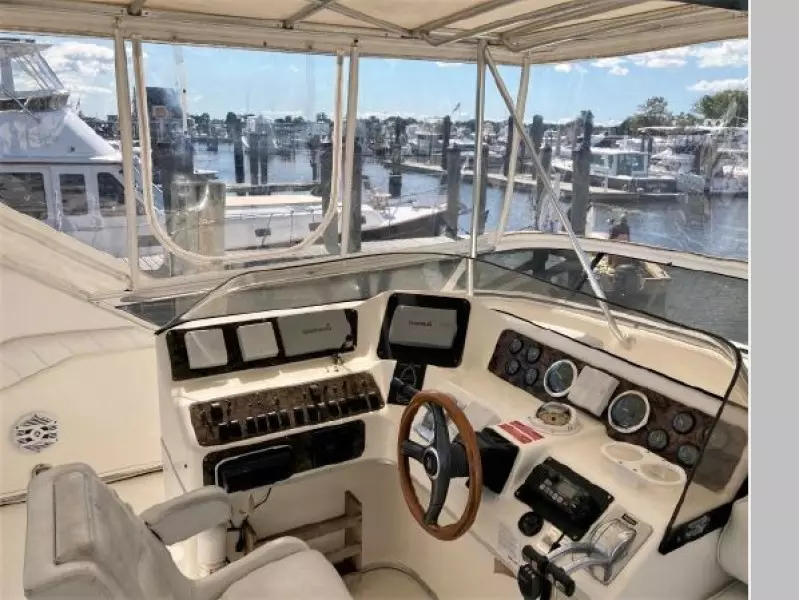 1997 Sea Ray 440 Express Bridge