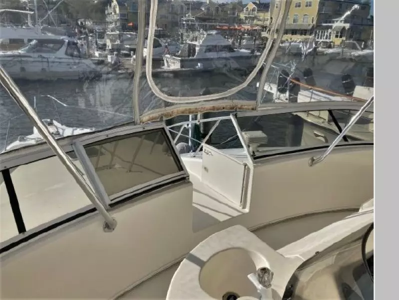 1997 Sea Ray 440 Express Bridge