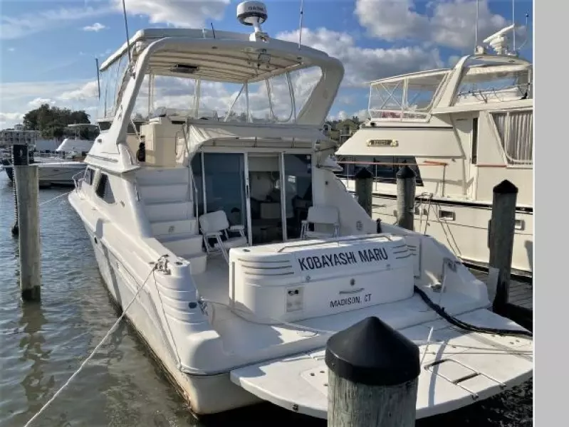 1997 Sea Ray 440 Express Bridge