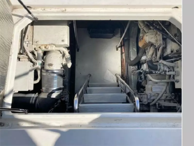 1997 Sea Ray 440 Express Bridge