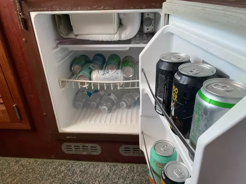 1985 Topaz 29 Sportfish