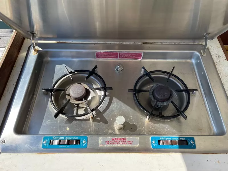 1985 Topaz 29 Sportfish