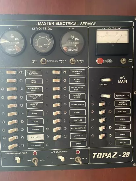 1985 Topaz 29 Sportfish