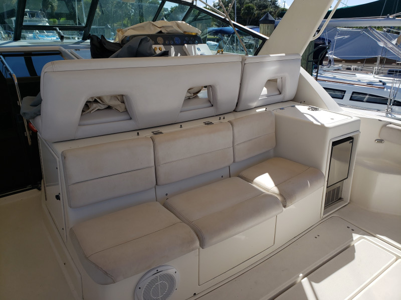 1996 Tiara Yachts 400 Express
