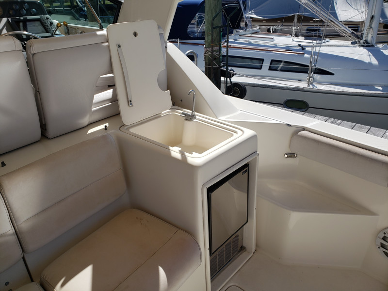 1996 Tiara Yachts 400 Express