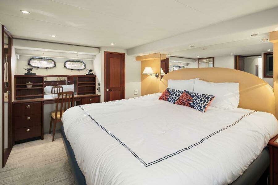 ESENCIA 65ft Pacific Mariner Yacht For Sale