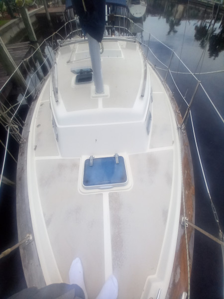 1987 Island Packet 27