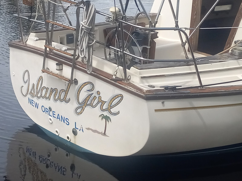 1987 Island Packet 27