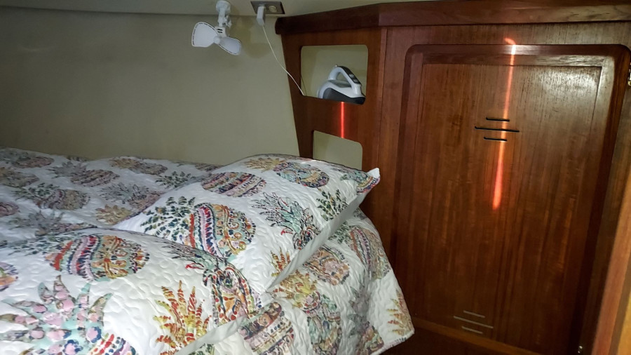 1994 Hunter Legend 37.5