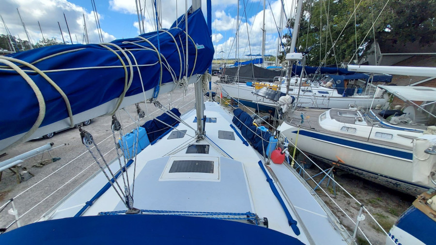 1994 Hunter Legend 37.5