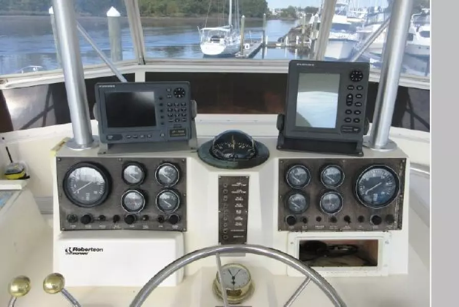 1987 Viking 48 Convertible