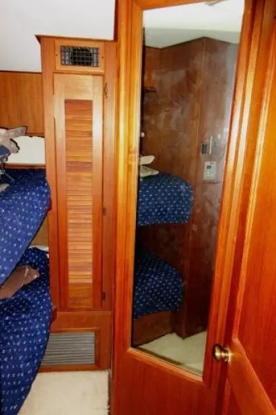 1987 Viking 48 Convertible