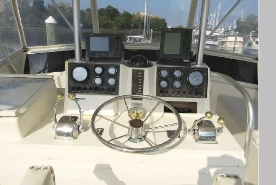 1987 Viking 48 Convertible