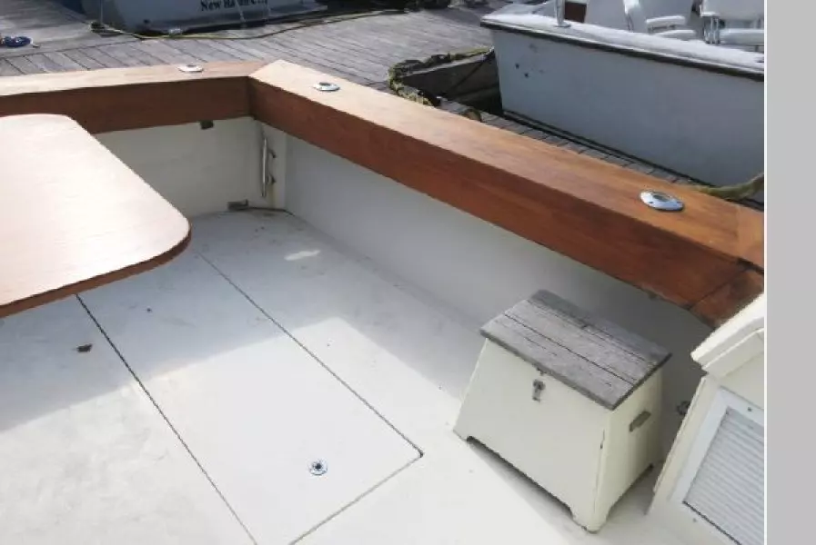 1987 Viking 48 Convertible