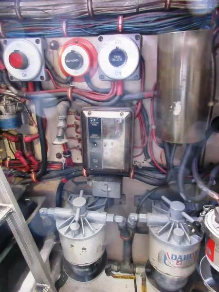 1987 Viking 48 Convertible