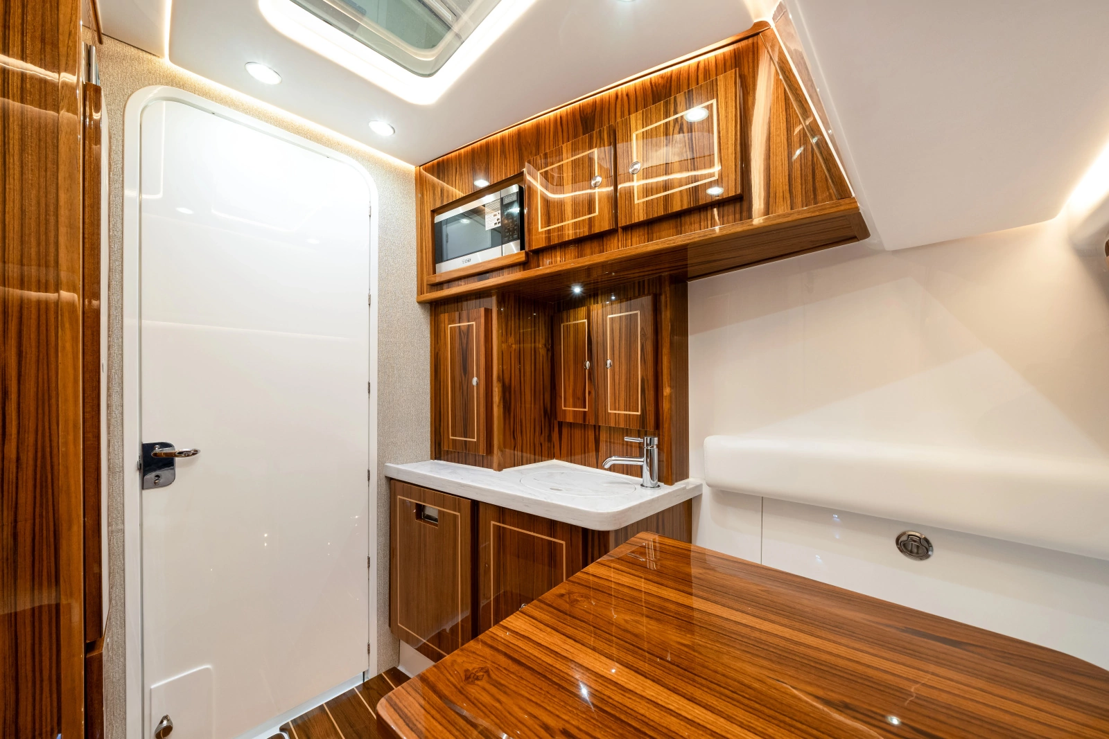 53 Suenos RXV 53ft HCB Yacht For Sale