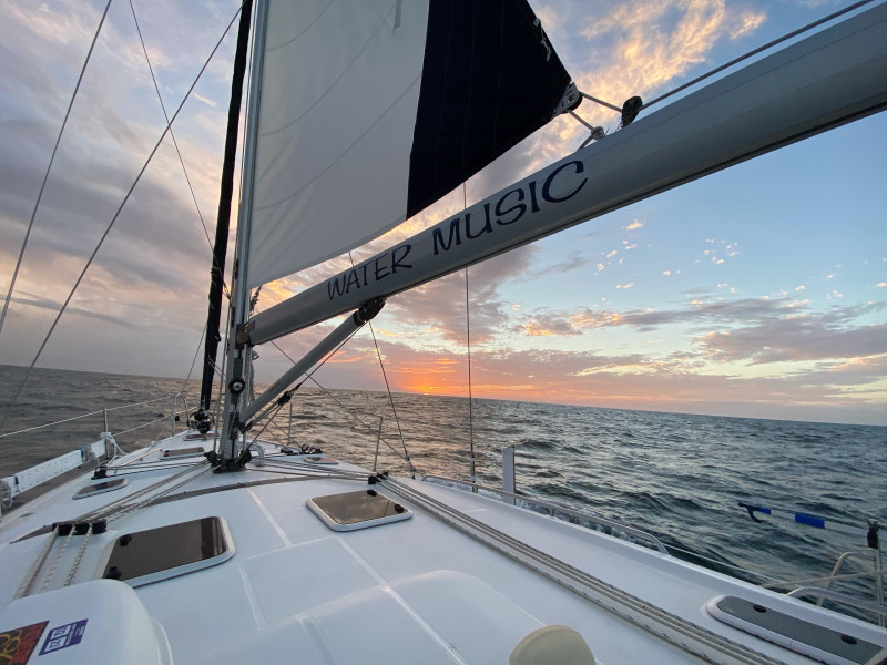 2008 Hunter 49