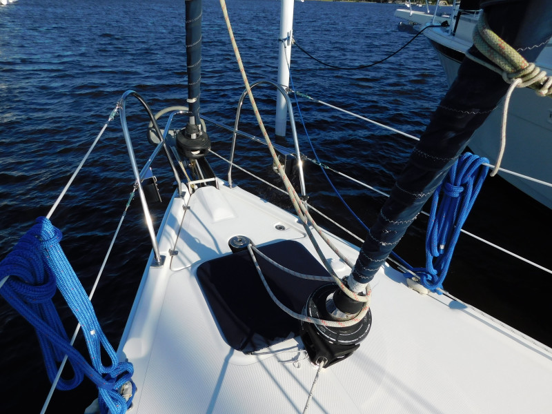 2008 Hunter 49