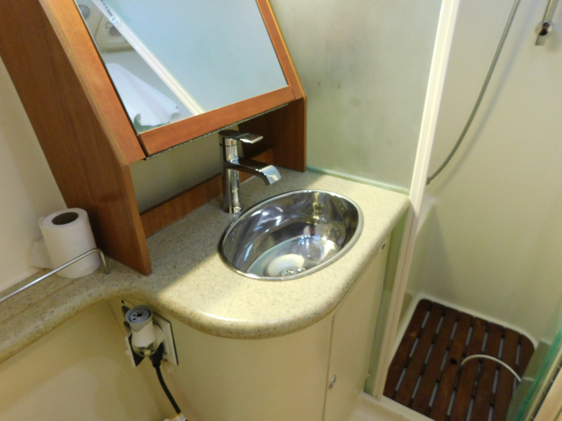 2008 Hunter 49
