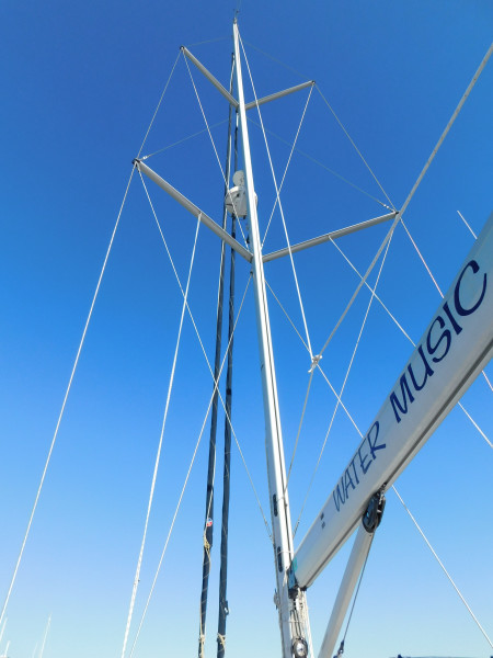 2008 Hunter 49
