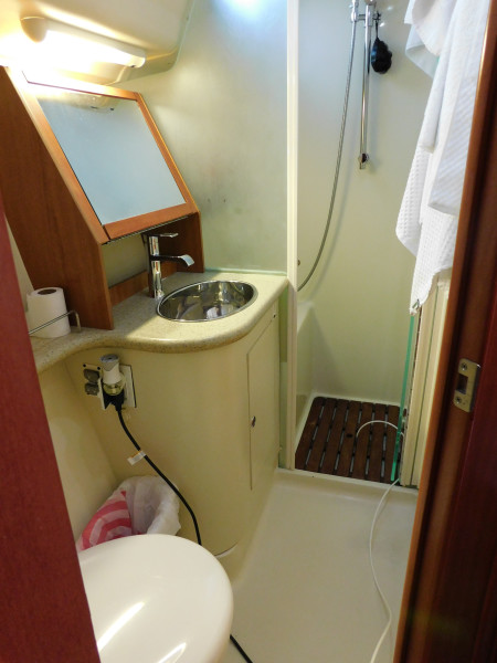 2008 Hunter 49