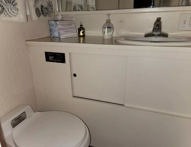 48ft Hatteras Yacht For Sale