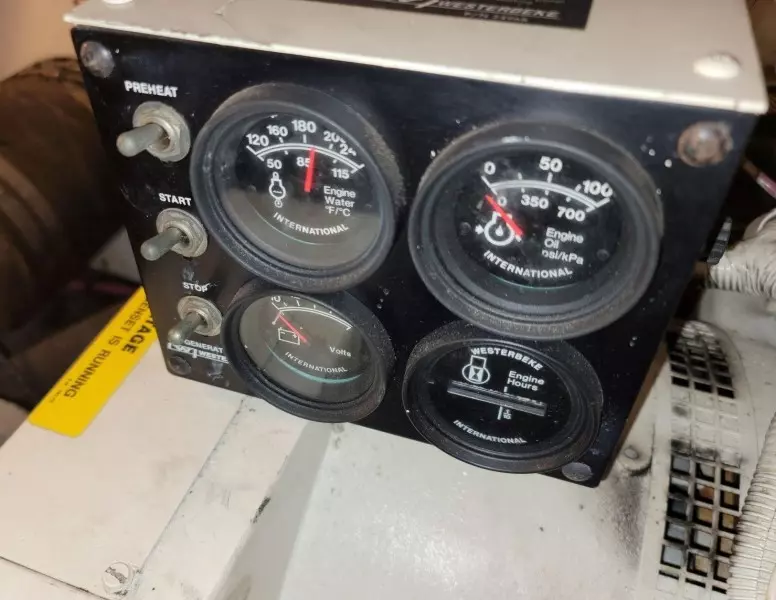 48ft Hatteras Yacht For Sale