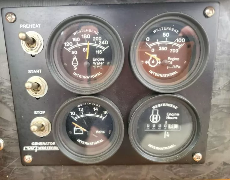 48ft Hatteras Yacht For Sale