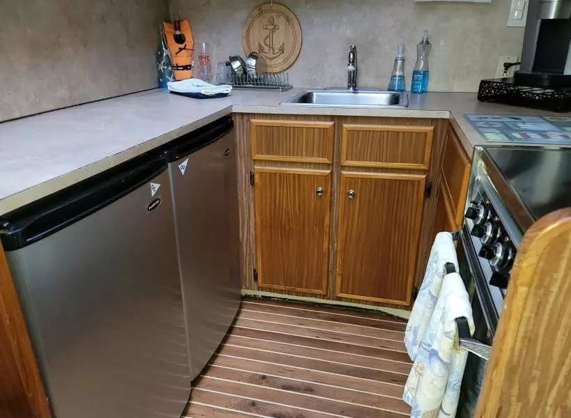 48ft Hatteras Yacht For Sale