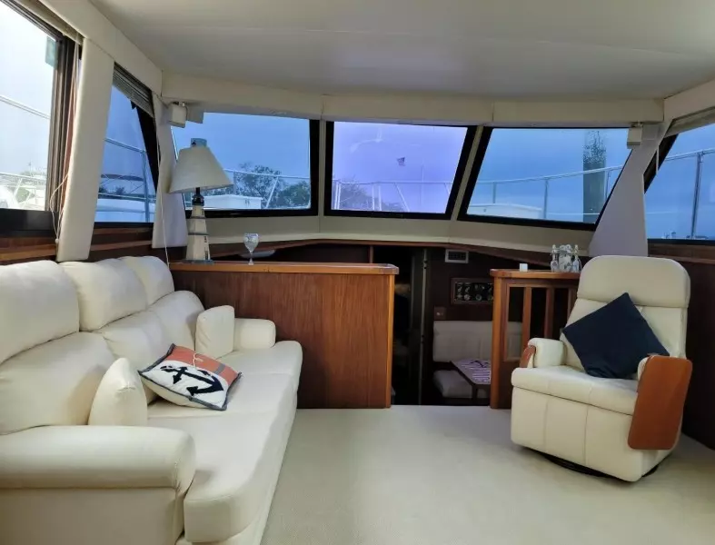 48ft Hatteras Yacht For Sale