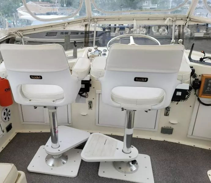 48ft Hatteras Yacht For Sale