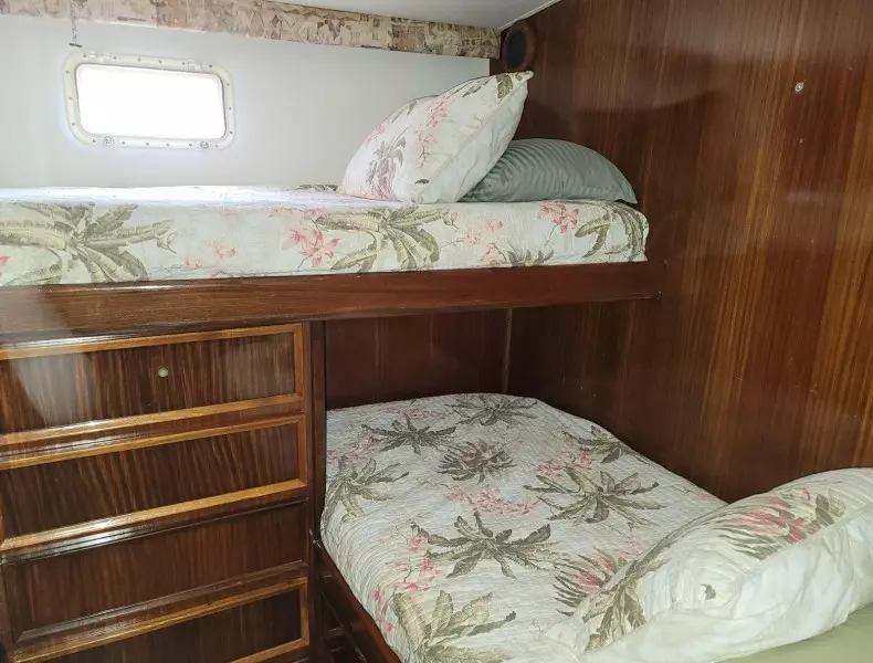 48ft Hatteras Yacht For Sale