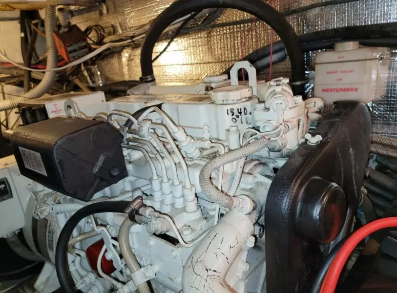 48ft Hatteras Yacht For Sale