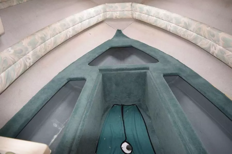 27ft Sea Ray Yacht For Sale