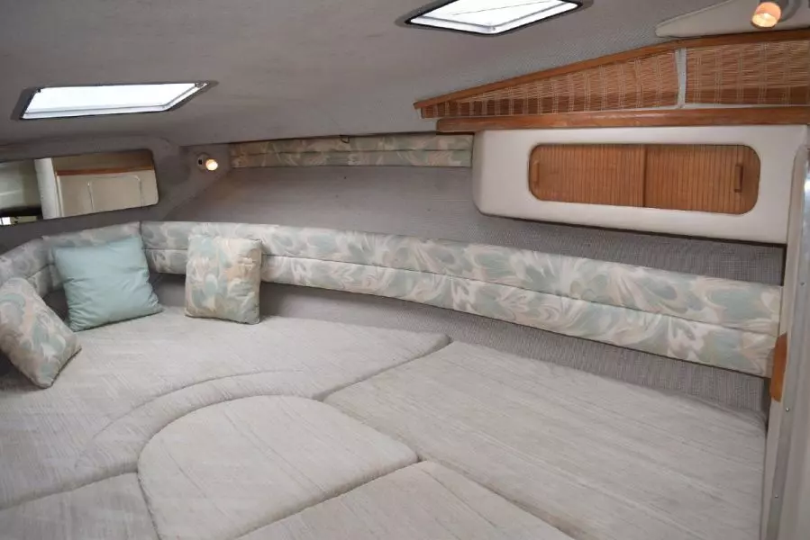 27ft Sea Ray Yacht For Sale