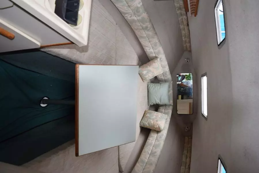 27ft Sea Ray Yacht For Sale