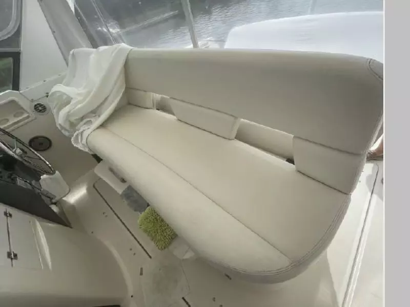 1998 Tiara Yachts 3500 Express