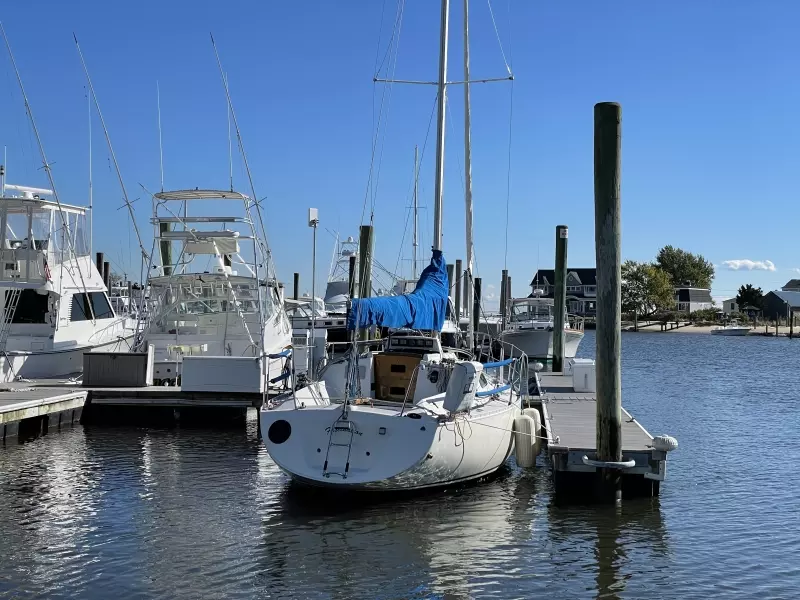 1986 Beneteau First 29