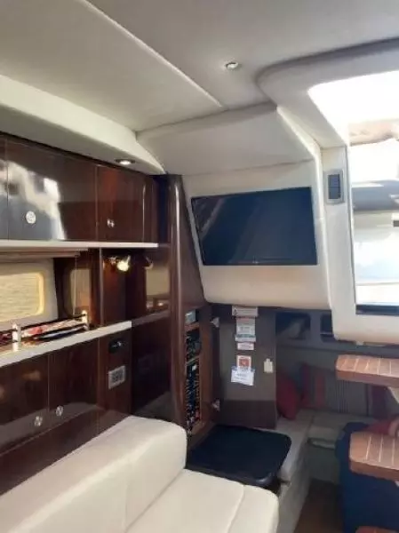 2015 Sea Ray 330 Sundancer