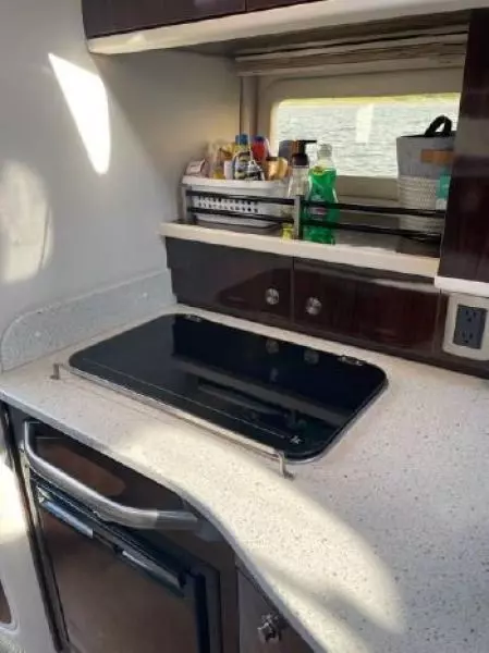 2015 Sea Ray 330 Sundancer