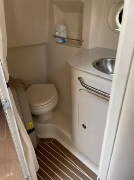 2015 Sea Ray 330 Sundancer