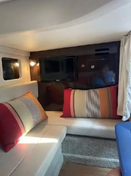 2015 Sea Ray 330 Sundancer