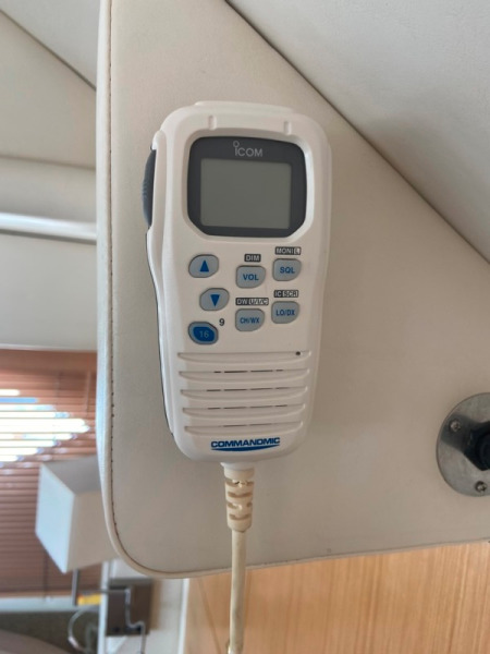 1999 Maxum 4100 SCA