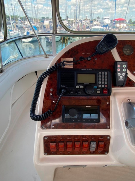 1999 Maxum 4100 SCA